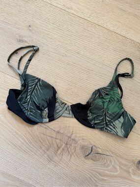 Beach Riot Black and Green Leaf-Print Underwire Bikini Top